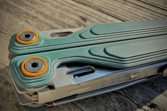 Мультитул Leatherman Wave Alpha Cascadia 833401