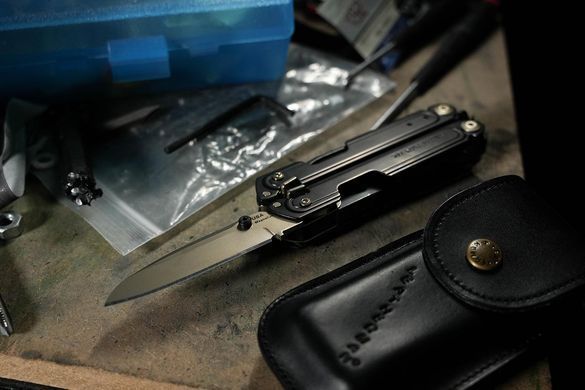 Мультитул Leatherman ARC Obsidian, кожаный чехол 833207
