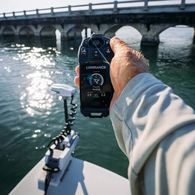 Носовой троллинговый электромотор Lowrance Recon Saltwater 72" (000-16181-001)