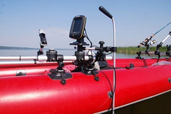 Тарга FASTEN 500 мм с тремя замками c черной трубой (Gr500-3)