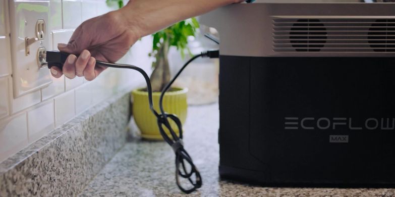 Комплект энергонезависимости EcoFlow PowerStream &ndash; микроинвертор 600W + зарядная станция Delta Max 2000