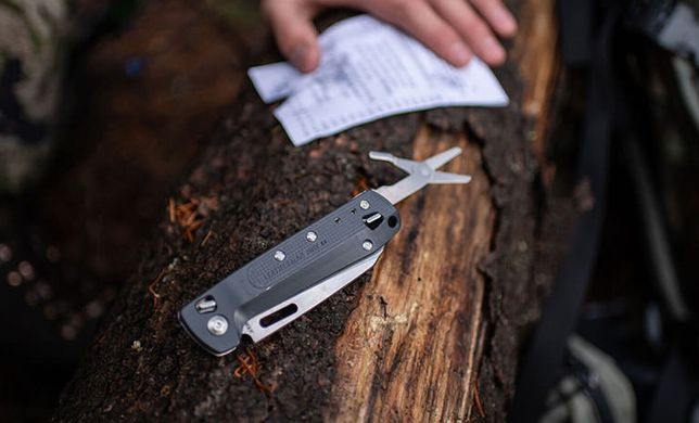 Нож-мультитул Leatherman Free K4 Gray (832666)