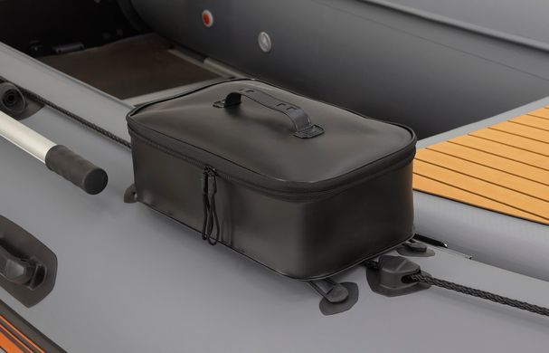 Сумка бортовая рыболовная Kolibri с креплением (32.114.32)