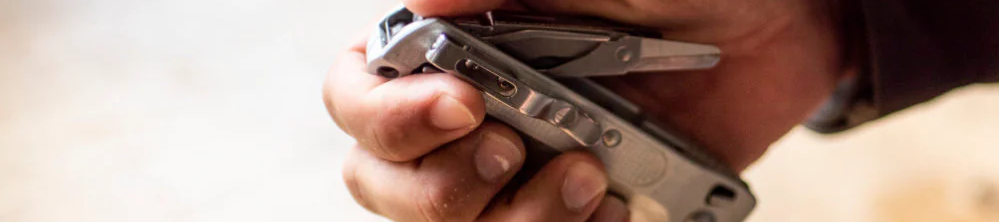 Мультитул с одноручным управлением Leatherman Free